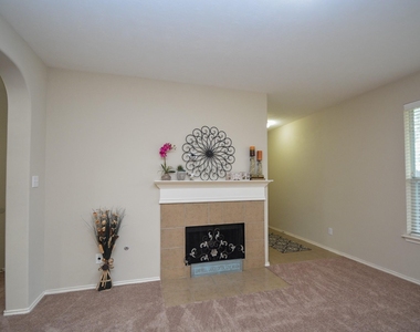 9203 Kransbury Lane - Photo Thumbnail 29