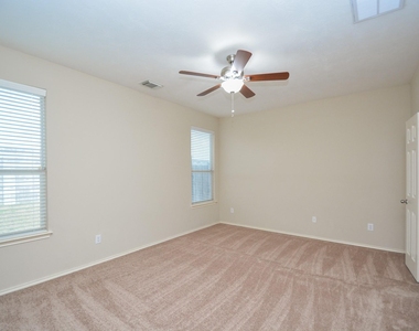 9203 Kransbury Lane - Photo Thumbnail 23