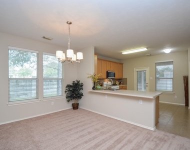9203 Kransbury Lane - Photo Thumbnail 15