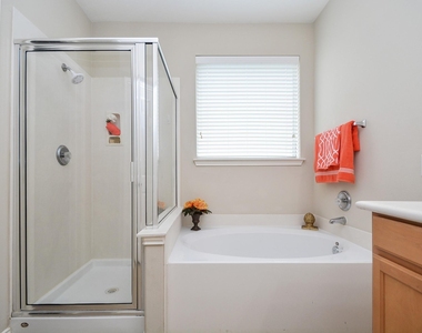 9203 Kransbury Lane - Photo Thumbnail 27