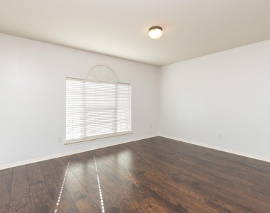 18611 Polo Meadow Drive - Photo Thumbnail 42