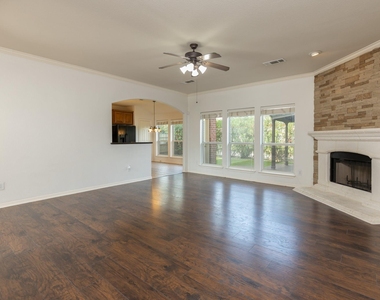 18611 Polo Meadow Drive - Photo Thumbnail 14