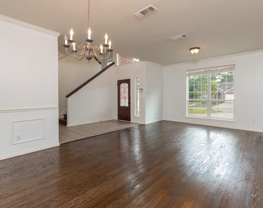 18611 Polo Meadow Drive - Photo Thumbnail 5