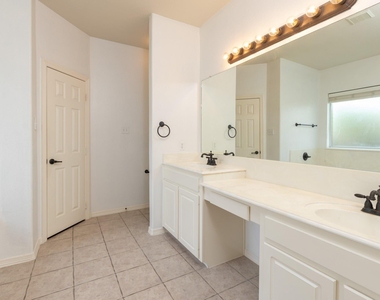 18611 Polo Meadow Drive - Photo Thumbnail 20