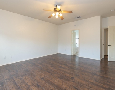 18611 Polo Meadow Drive - Photo Thumbnail 19