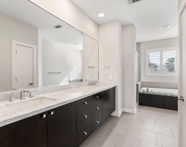 5911 Rose Street - Photo Thumbnail 19