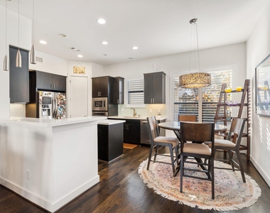 5911 Rose Street - Photo Thumbnail 13