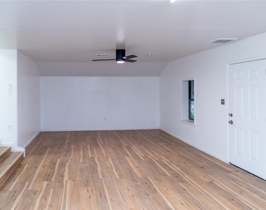 3245 W Highway 6 - Photo Thumbnail 32