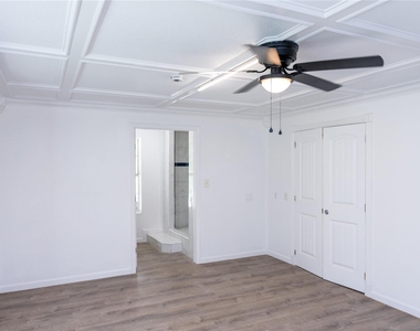 3245 W Highway 6 - Photo Thumbnail 25