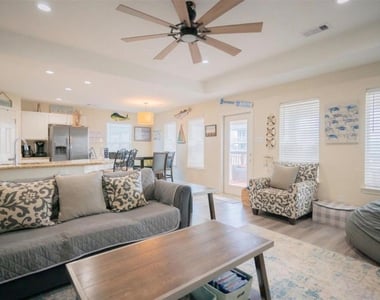 12919 Coronado Drive - Photo Thumbnail 7