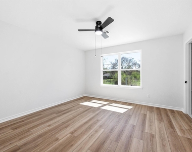 2018 Hampton Street - Photo Thumbnail 6