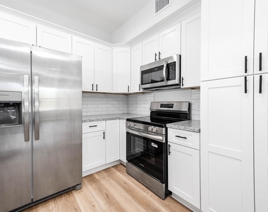 2018 Hampton Street - Photo Thumbnail 9