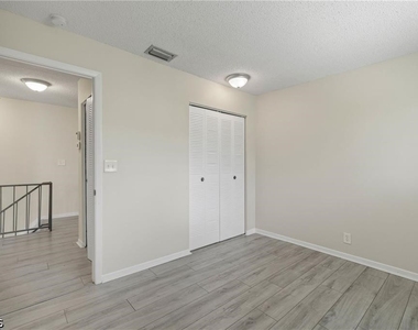 3300 Royal Canadian Trace - Photo Thumbnail 13