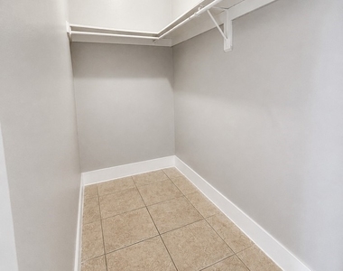 1572 Cypress Drive - Photo Thumbnail 5