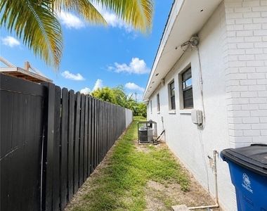 1572 Cypress Drive - Photo Thumbnail 16
