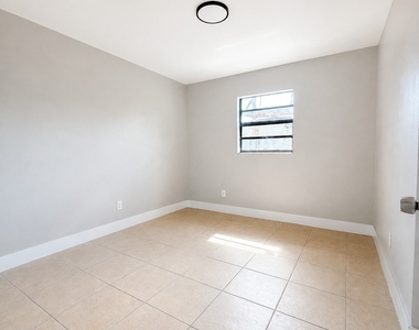 1572 Cypress Drive - Photo Thumbnail 6