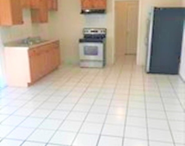 275 Hubbard Avenue - Photo Thumbnail 1