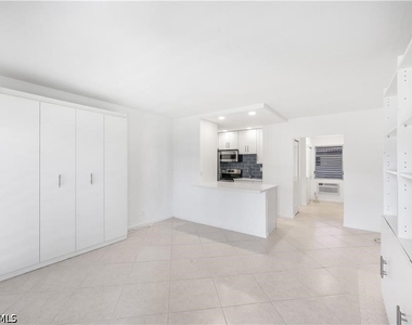 167 N Collier Boulevard - Photo Thumbnail 5