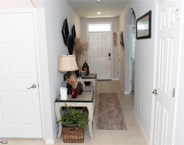 5190 42nd Street Ne - Photo Thumbnail 6