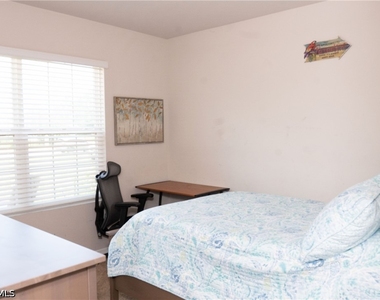 5190 42nd Street Ne - Photo Thumbnail 31