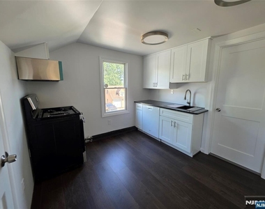 71 Orchard - Photo Thumbnail 2