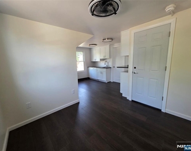 71 Orchard - Photo Thumbnail 4