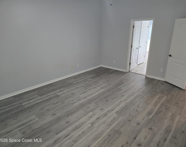 292 Carmel Drive - Photo Thumbnail 19