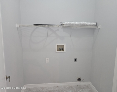 292 Carmel Drive - Photo Thumbnail 27