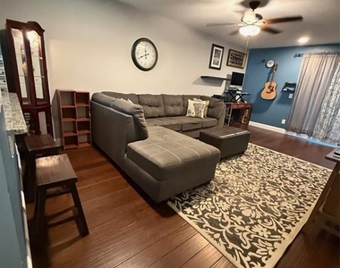 505 Sun Ridge Place - Photo Thumbnail 9