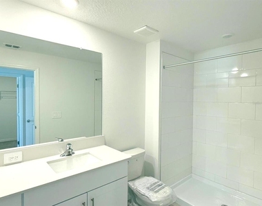 10203 Trumpet Honeysuckle Way - Photo Thumbnail 4