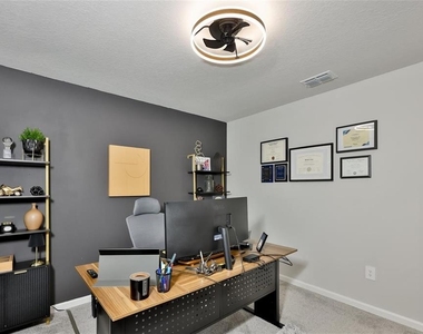 1123 Creek Valley Court - Photo Thumbnail 26
