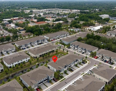 1123 Creek Valley Court - Photo Thumbnail 31