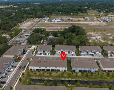 1123 Creek Valley Court - Photo Thumbnail 33