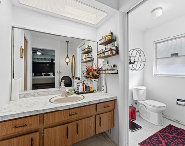 2401 26th Avenue S - Photo Thumbnail 17