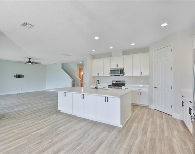 14661 Horse Trot Road - Photo Thumbnail 9