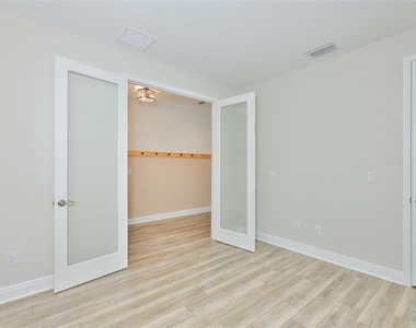 14661 Horse Trot Road - Photo Thumbnail 12