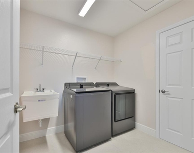 14661 Horse Trot Road - Photo Thumbnail 27