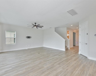 14661 Horse Trot Road - Photo Thumbnail 5