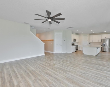 14661 Horse Trot Road - Photo Thumbnail 3