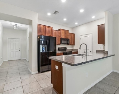 10687 Lake Montauk Drive - Photo Thumbnail 7