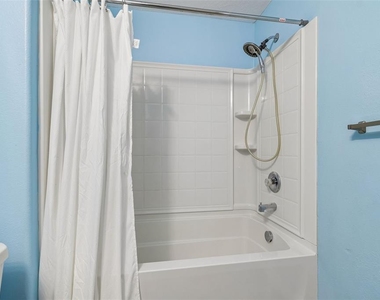 10687 Lake Montauk Drive - Photo Thumbnail 30