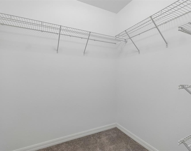 10687 Lake Montauk Drive - Photo Thumbnail 20
