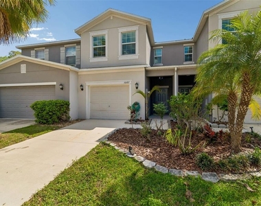 10687 Lake Montauk Drive - Photo Thumbnail 2