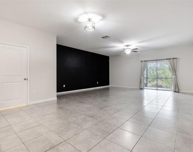 10687 Lake Montauk Drive - Photo Thumbnail 14
