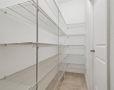 10687 Lake Montauk Drive - Photo Thumbnail 13