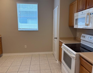 3922 Washburn Place - Photo Thumbnail 8