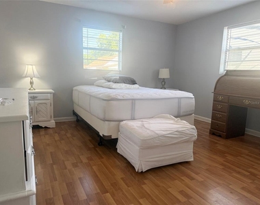 13157 Clay Avenue - Photo Thumbnail 11