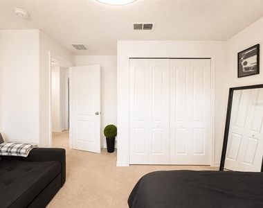 12820 Strode Lane - Photo Thumbnail 24