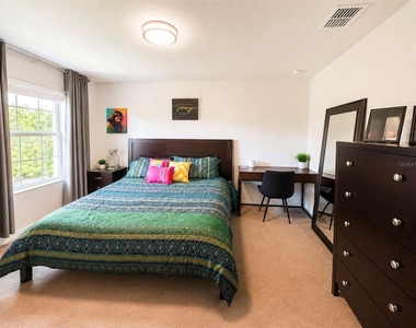 12820 Strode Lane - Photo Thumbnail 17