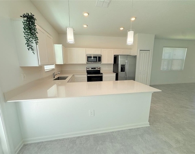 393 Bogey Drive - Photo Thumbnail 1
